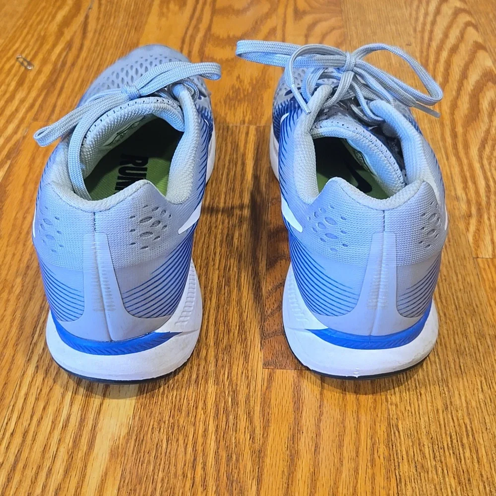 Nike Gray and Blue Athletic Sneakers - Picture 4 of 15